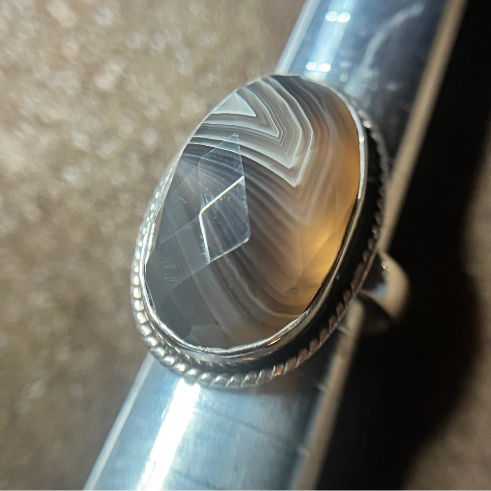 Sterling Silver 926 Large Faceted Oval Banded Agate Stone Ring 6.5
